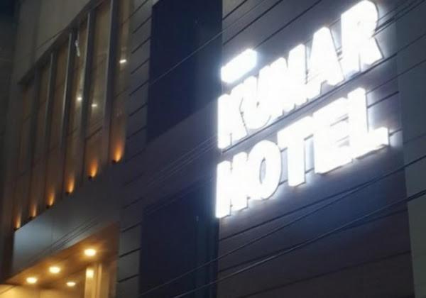 New Kumar Hotel & Banquet Lakhnaú Exteriér fotografie