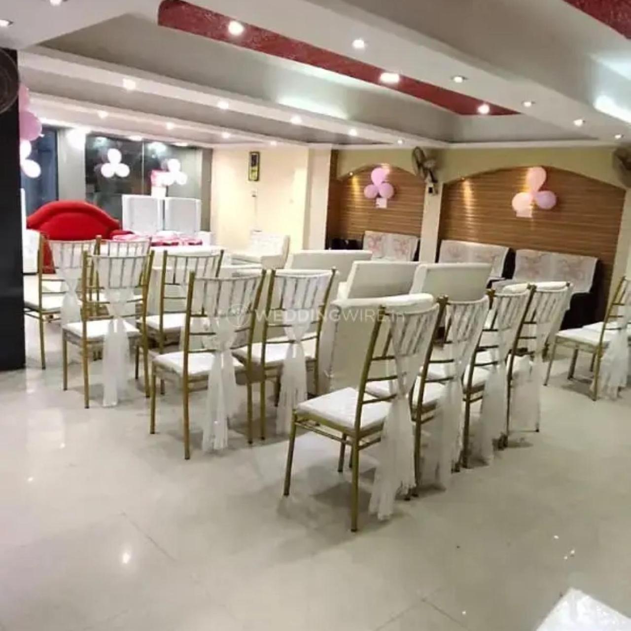 New Kumar Hotel & Banquet Lakhnaú Exteriér fotografie
